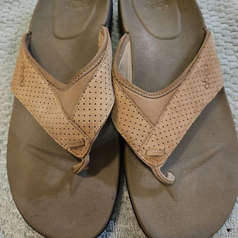 Abeo flip flops
